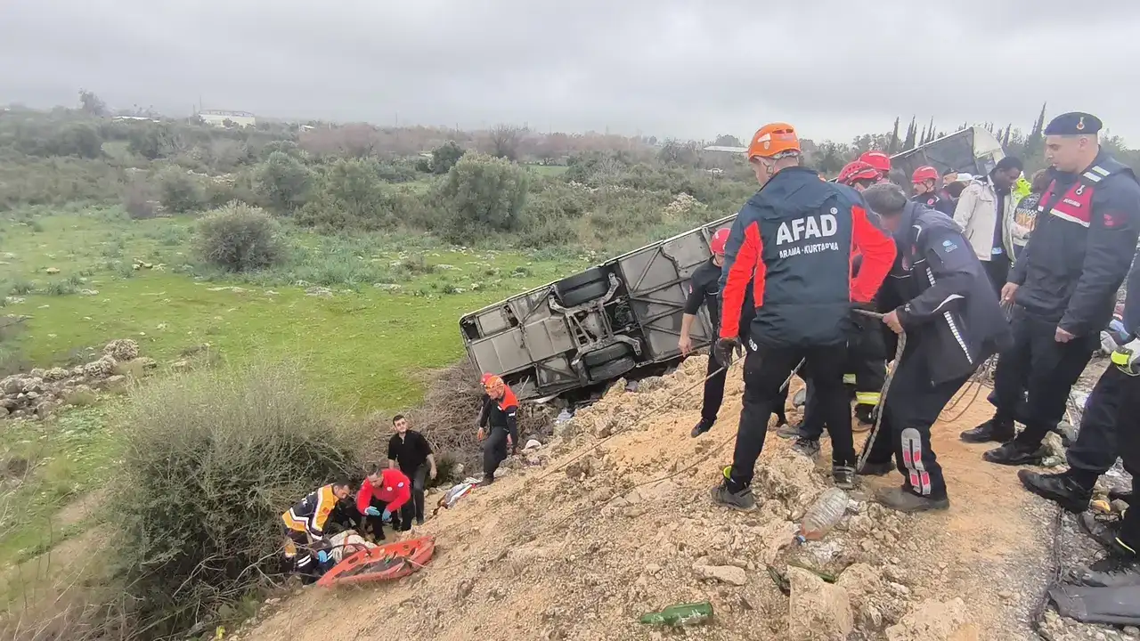 Antalya’da Yolcu Otobüsü Faciası: 10 Ölü, 24 Yaralı 9